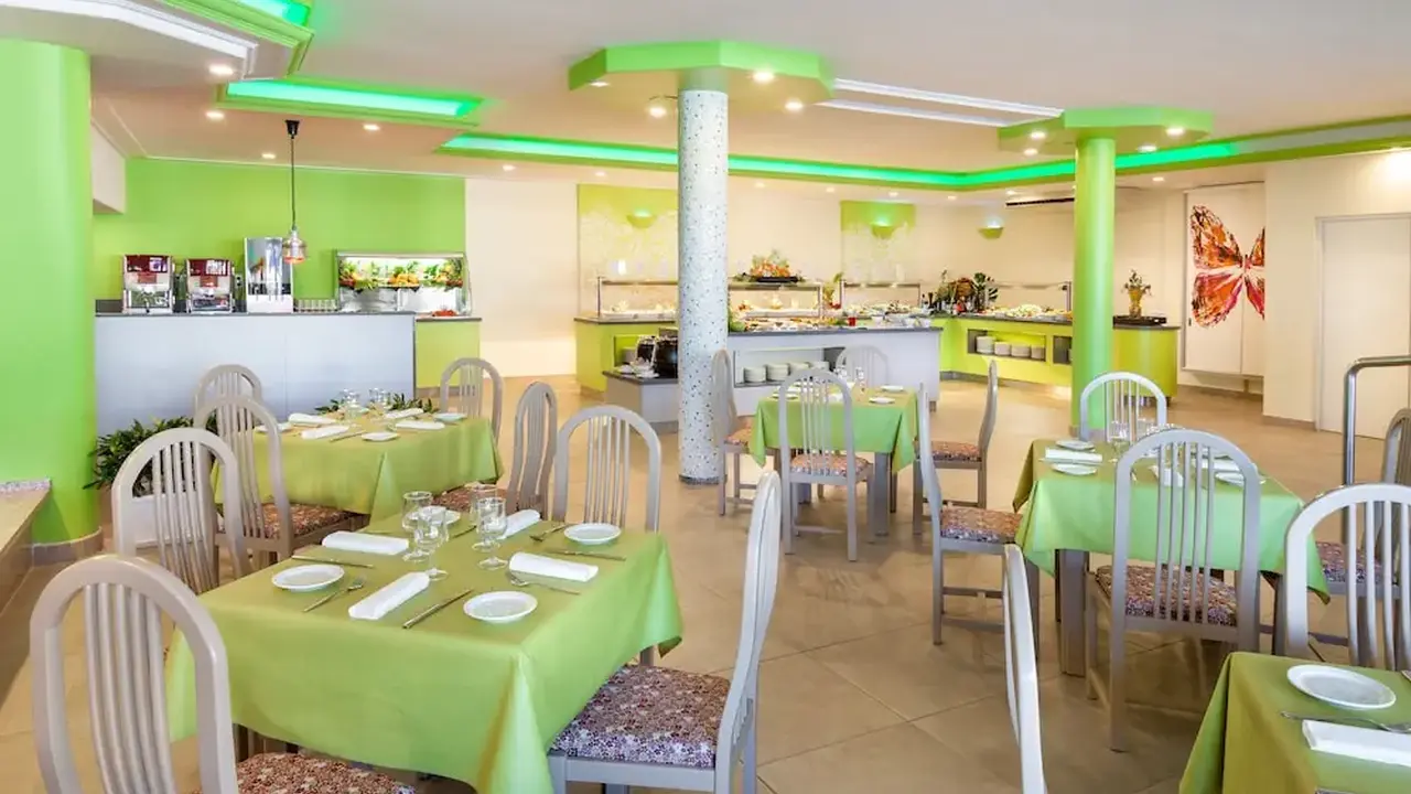 Hotel Tropical Park