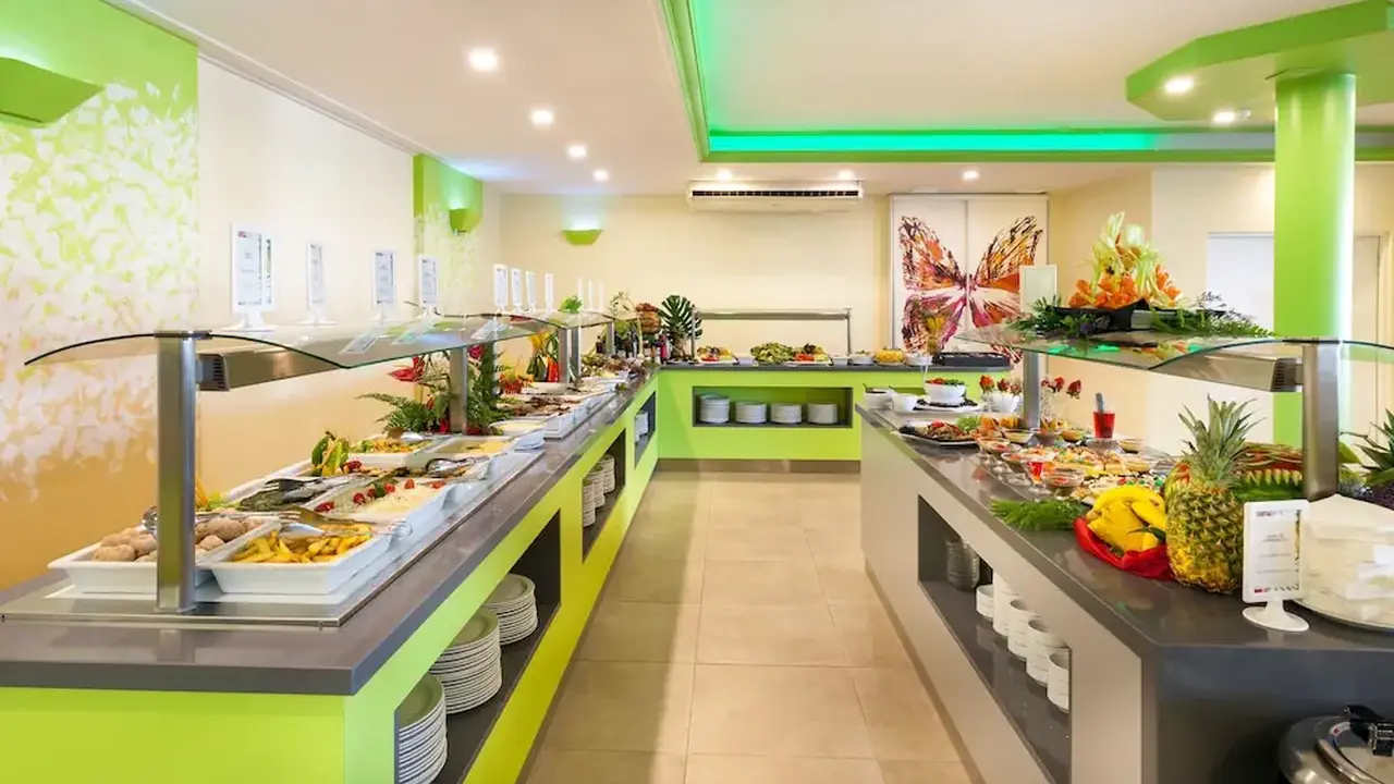 Hotel Tropical Park