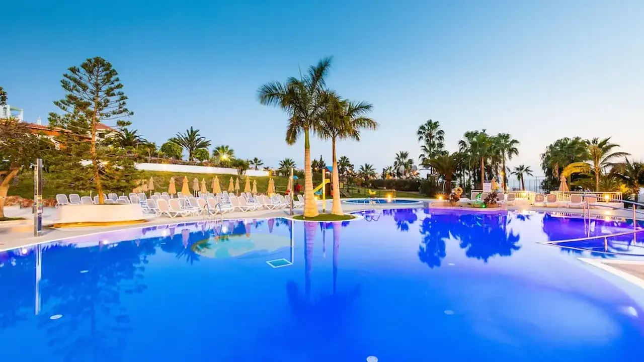 Hotel Tropical Park