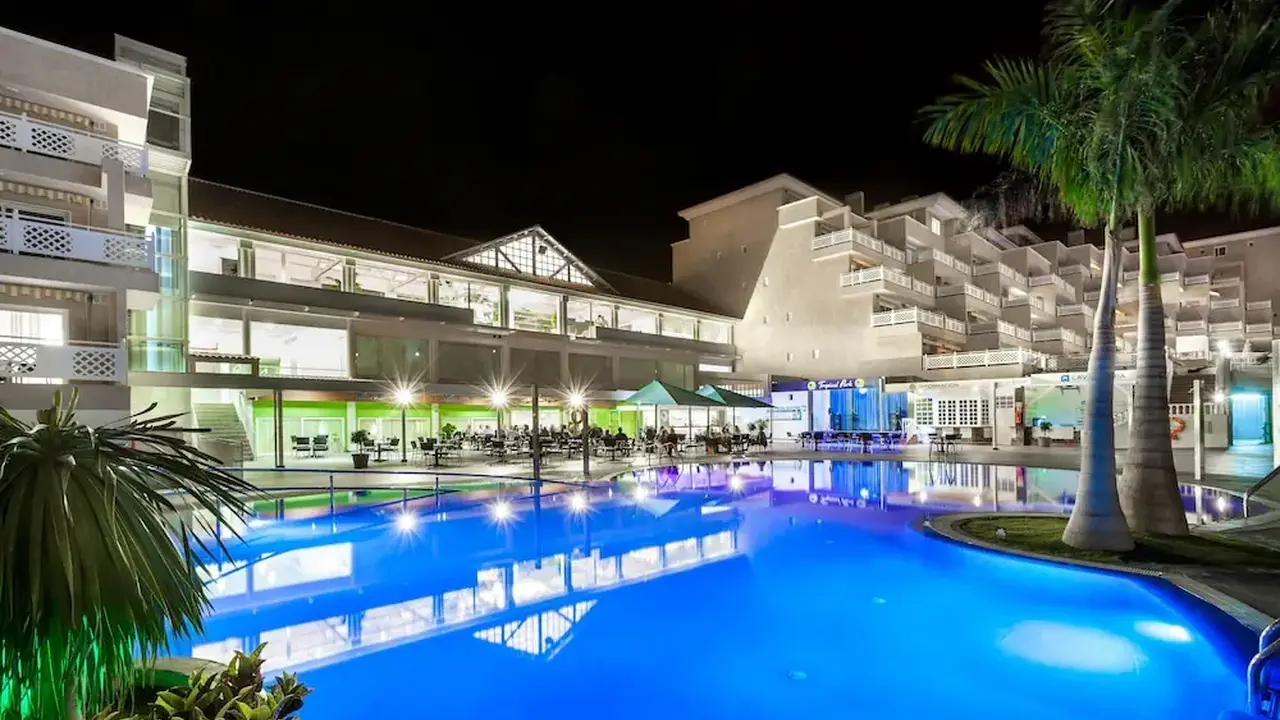 Hotel Tropical Park