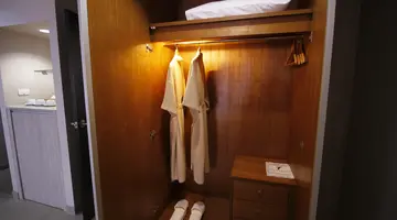 HOTEL TROPICANA
