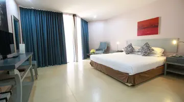 HOTEL TROPICANA