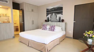 HOTEL TROPICANA