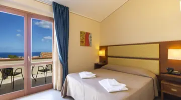 Hotel Tropis