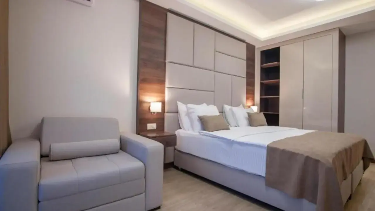 Hotel Twelve by Aycon