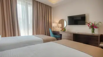 HOTEL TWELVE BY AYCON