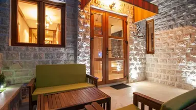HOTEL TWELVE BY AYCON