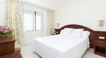 HOTEL VALENTIN SON BOU