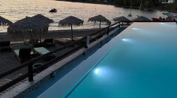 Hotel Venus Beach (7, 14)