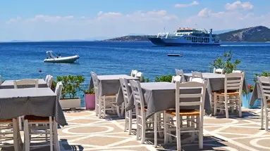 Hotel Venus Beach (7, 14)