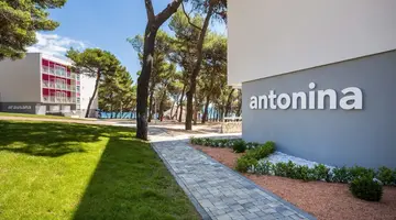 Hotel Villa Arausana & Antonina