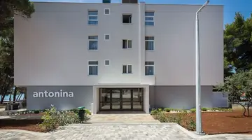 Hotel Villa Arausana & Antonina