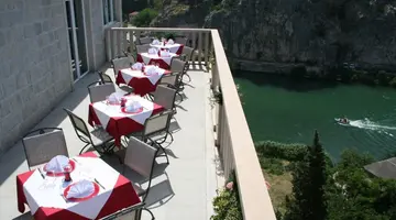 Hotel Villa Dvor