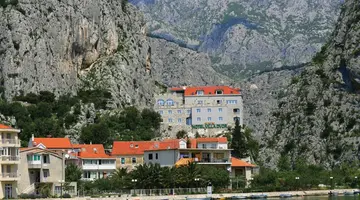 Hotel Villa Dvor