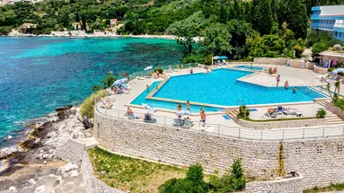 Hotel & Villas Plat