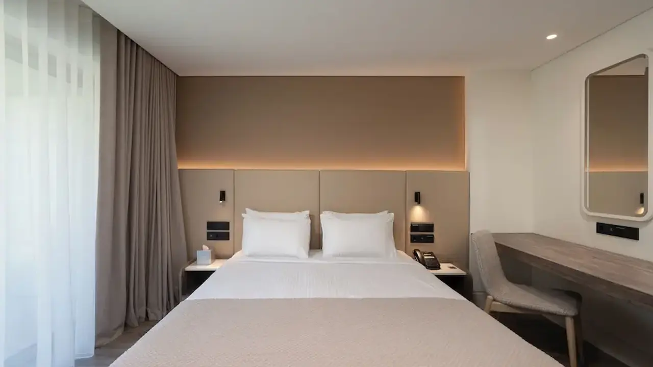 Hotel Vincci EverEden