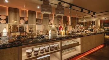 HOTEL VINCCI SOMA