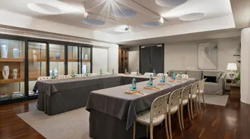HOTEL VINCCI SOMA