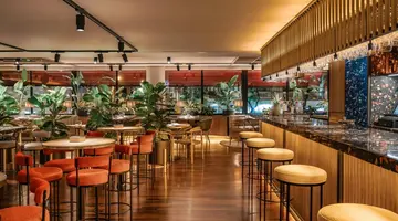 HOTEL VINCCI SOMA