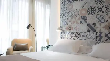 HOTEL VINCCI SOMA