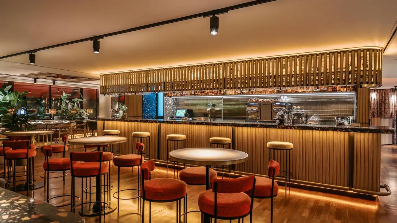 HOTEL VINCCI SOMA