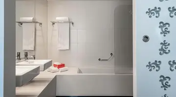 HOTEL VINCCI VIA 66