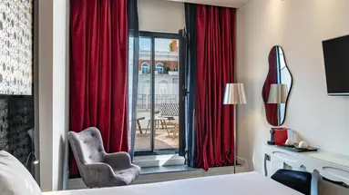HOTEL VINCCI VIA 66