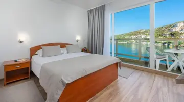 HOTEL VIS