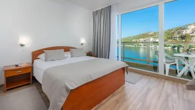 HOTEL VIS