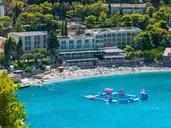 HOTEL VIS***