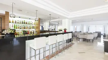 HOTEL VISTA PARK
