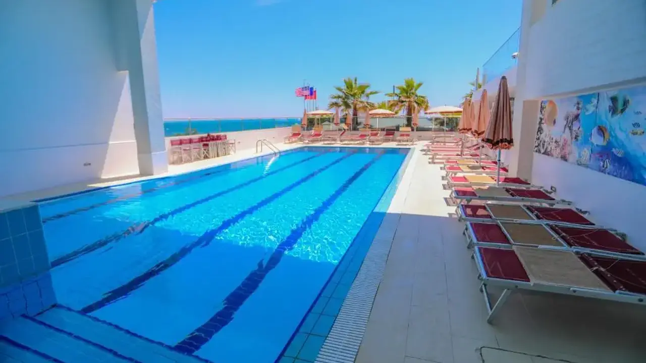 HOTEL VIVAS