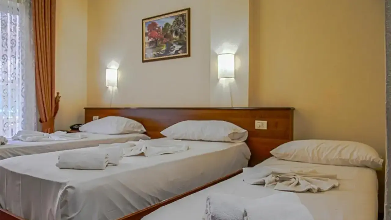 HOTEL VIVAS