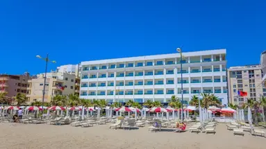 HOTEL VIVAS