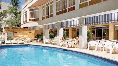 Hotel whala!fun