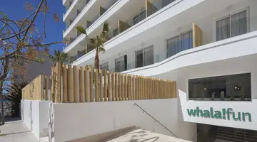 Hotel whala!fun