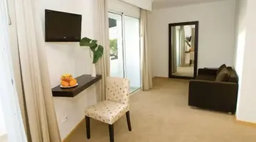 Hotel White Waters