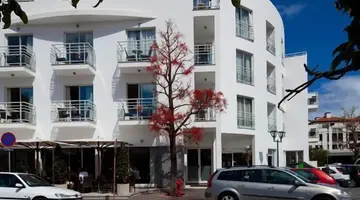 Hotel White Waters