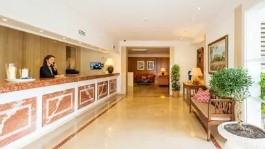 Hotel y Apartamentos Casablanca