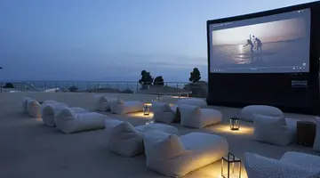 Hotel Zeus Eleva Ajul