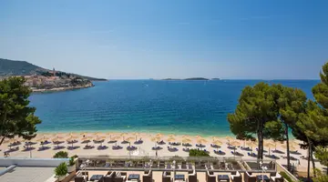 HOTEL ZORA***