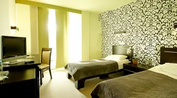 Hotton Hotel