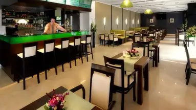 Hotton Hotel