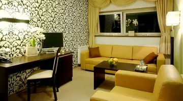 Hotton Hotel