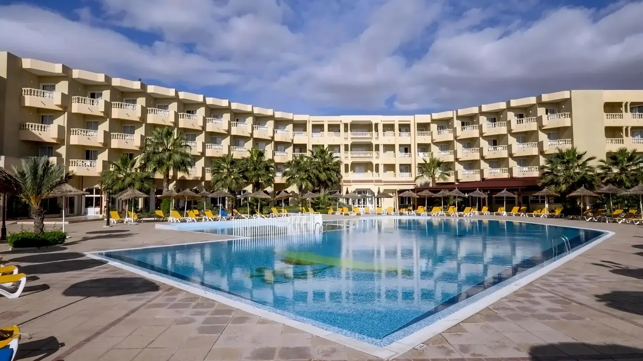 Houda Yasmine Hammamet