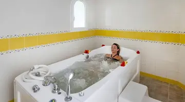 Houda Yasmine Hammamet