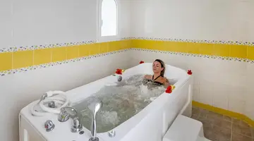 Houda Yasmine Hammamet