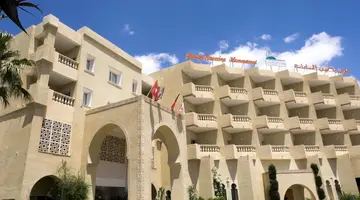 Houda Yasmine Hammamet