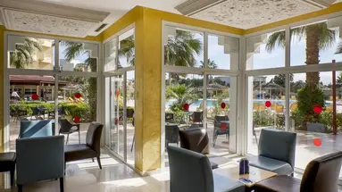 Houda Yasmine Hammamet