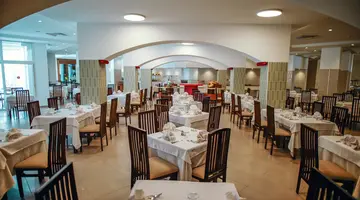 HOUDA YASMINE HAMMAMET